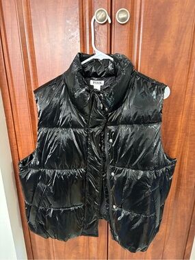 VICTORIA SECRET “PINK” BLACK HIGH SHINE MARSHMALLOW PUFFER VEST SIZE XL
